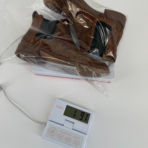 Madewell Womans Boot Ainsley Chelsea Spotted Calf Hair Size 7 Leopard Pony Flaw - Picture 12 of 12